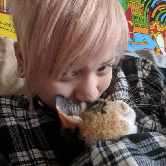 Meet your Posher, Jade - Picture 1 of 1